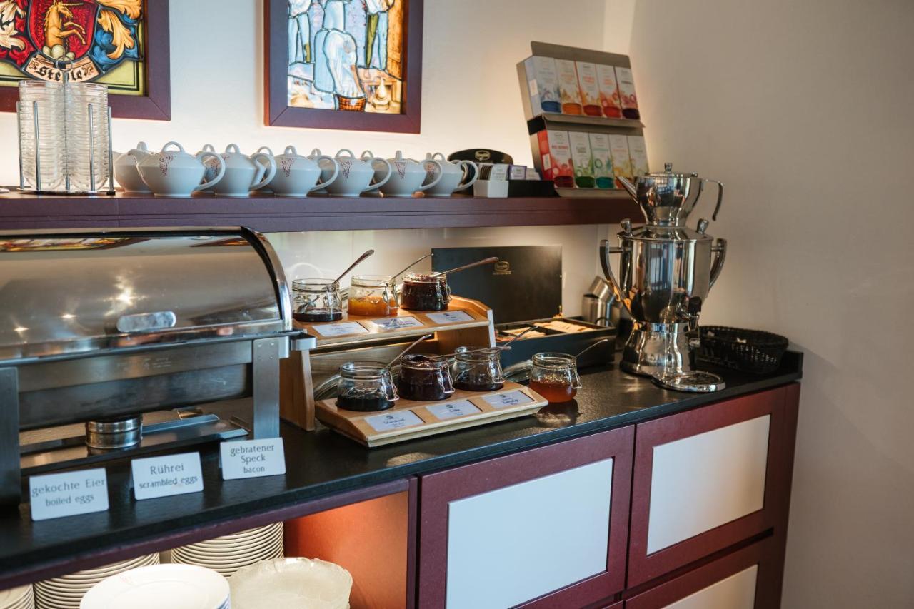 Hotel Waldeck Mit Restaurant "Florian'S" 펠트베르크 외부 사진