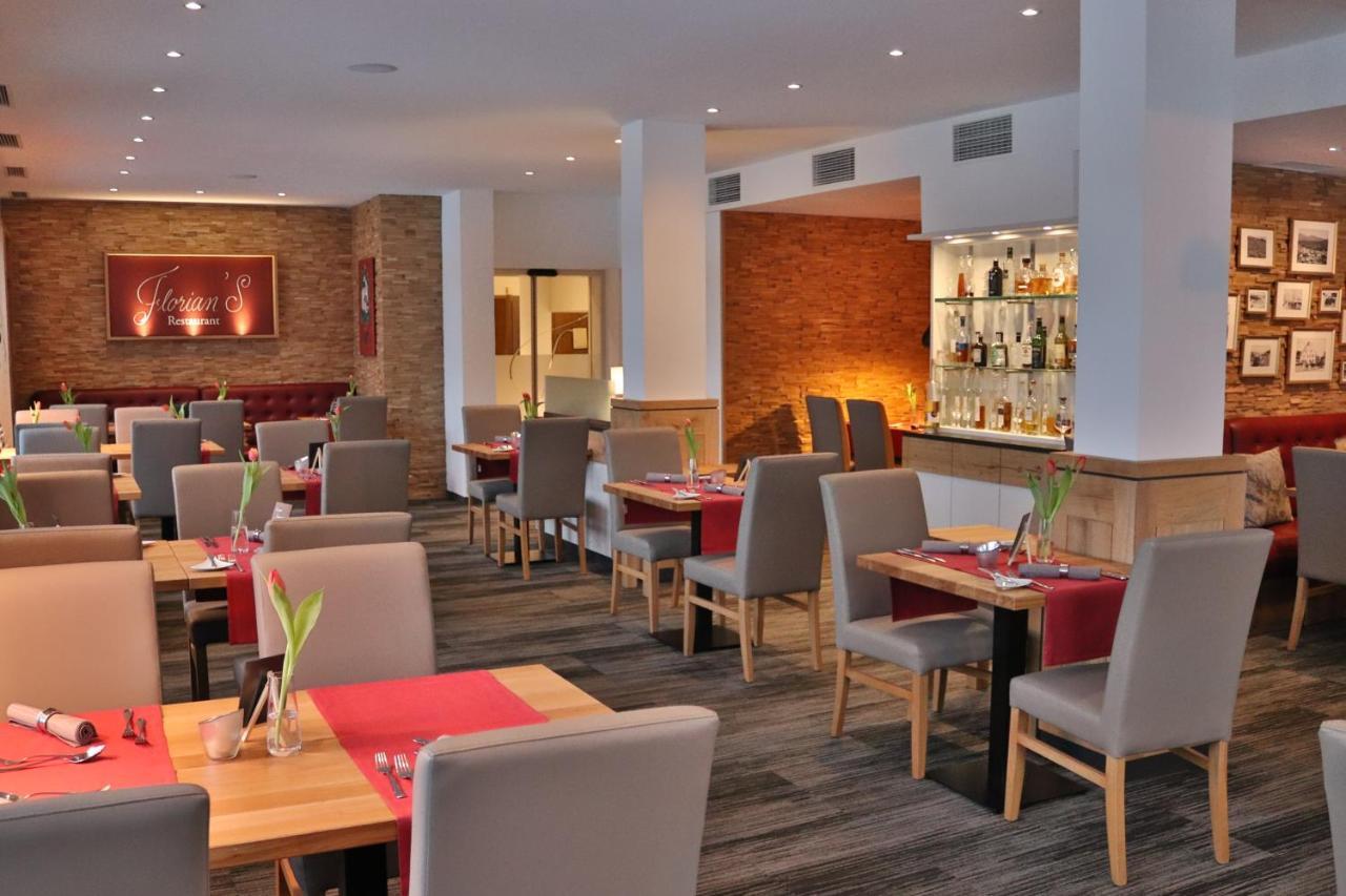 Hotel Waldeck Mit Restaurant "Florian'S" 펠트베르크 외부 사진